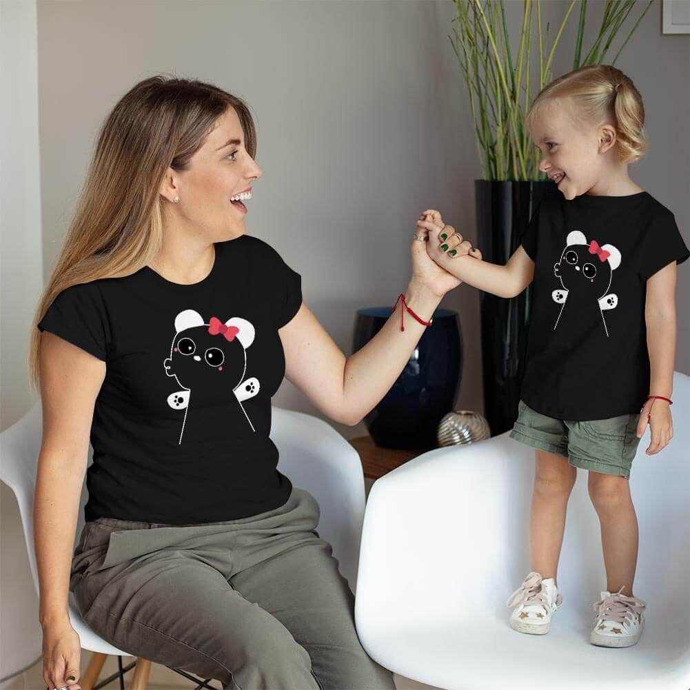 Panda Anne ve Kız Çocuk Tişört Kombini