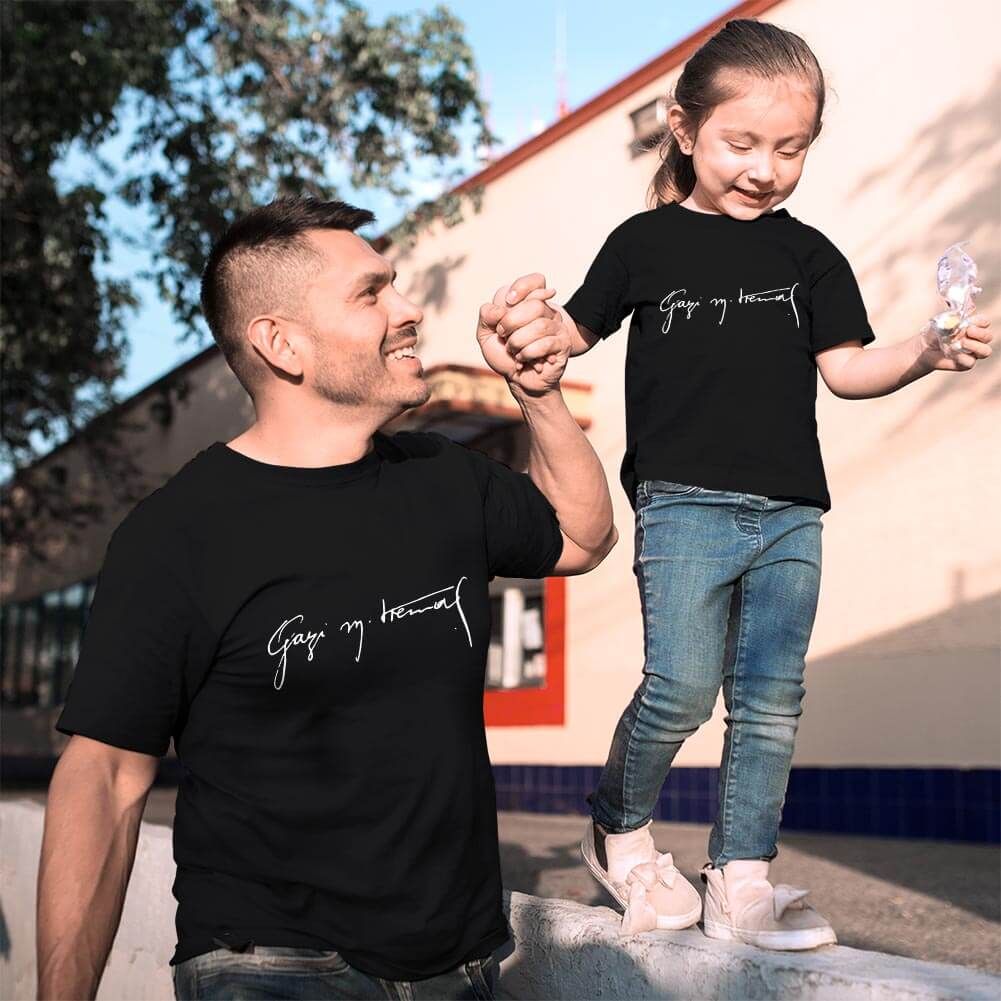 Mustafa Kemal Atatürk İmzalı Baba Kız Çocuk Tişört Kombini