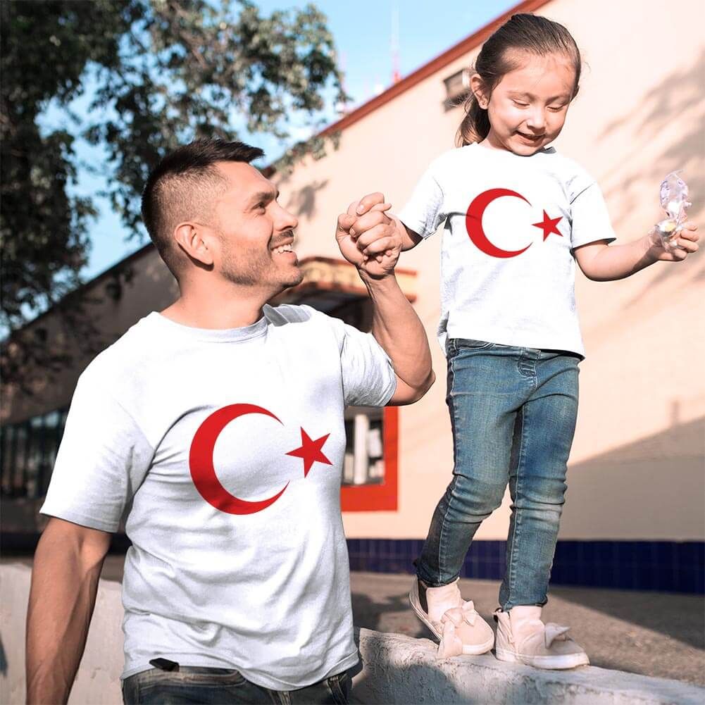 Ay Yıldız Baba Kız Çocuk Tişört Kombini (1)