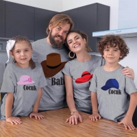 Şapka Temalı AileTişört Kombini - 5