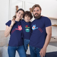 Büyüyen Sevgi Temalı Anne Baba ve Erkek Çocuk Tişört Kombini - 3