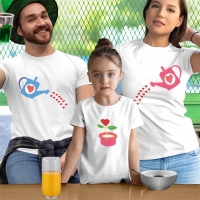 Büyüyen Sevgi Temalı Anne Baba ve Kız Çocuk Tişört Kombini - 3