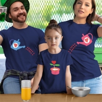 Büyüyen Sevgi Temalı Anne Baba ve Kız Çocuk Tişört Kombini - 5