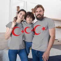 Ay Yıldız Anne Baba ve Erkek Çocuk Tişört Kombini - 4