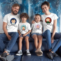 Anne Baba ve Çocukları Resimli Tişört Kombini - 2