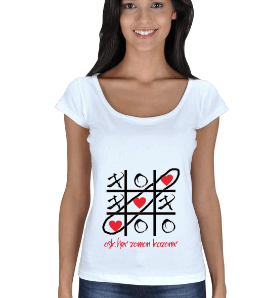 Tisho - Aşk her yerde kazanır T-Shirt Kadın Açık Yaka