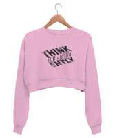 Farklı Düşün - Think Different Pembe Kadın Crop Sweatshirt - Tisho