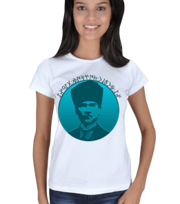 Göktürkçe Ne Mutlu Türküm Diyene yazılı Kadın Tişört - Tisho