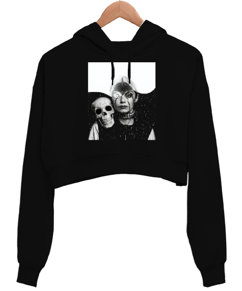 Tisho - Halloween - Kafatası ve Kız - Skull And Girl Siyah Kadın Crop Hoodie Kapüşonlu Sweatshirt