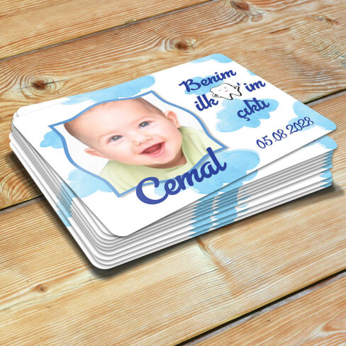 İlk Dişim Çıktı Erkek Bebek İlk Dişim Çıktı Erkek Bebek