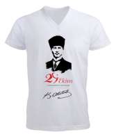 Mustafa Kemal Atatürk 29 Ekim Cumhuriyet Bayramı Resimli Beyaz Erkek Kısa Kol V Yaka Tişört - Tisho