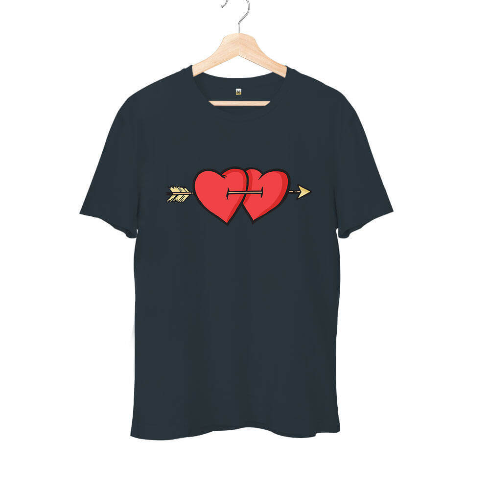Ok Kalp Temalı Unisex Kısa Kol Tişört