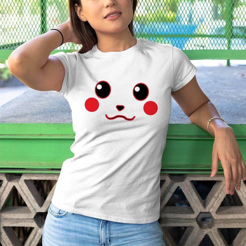 Tisho - Pikachu Kadın Kısa Kol Tişört - Tekli Kombin