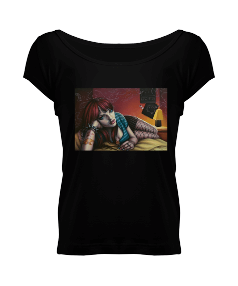 yatan kadın resimli Kadın Geniş Yaka Tişört